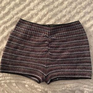 SET OF 2 WARMUP SHORTS